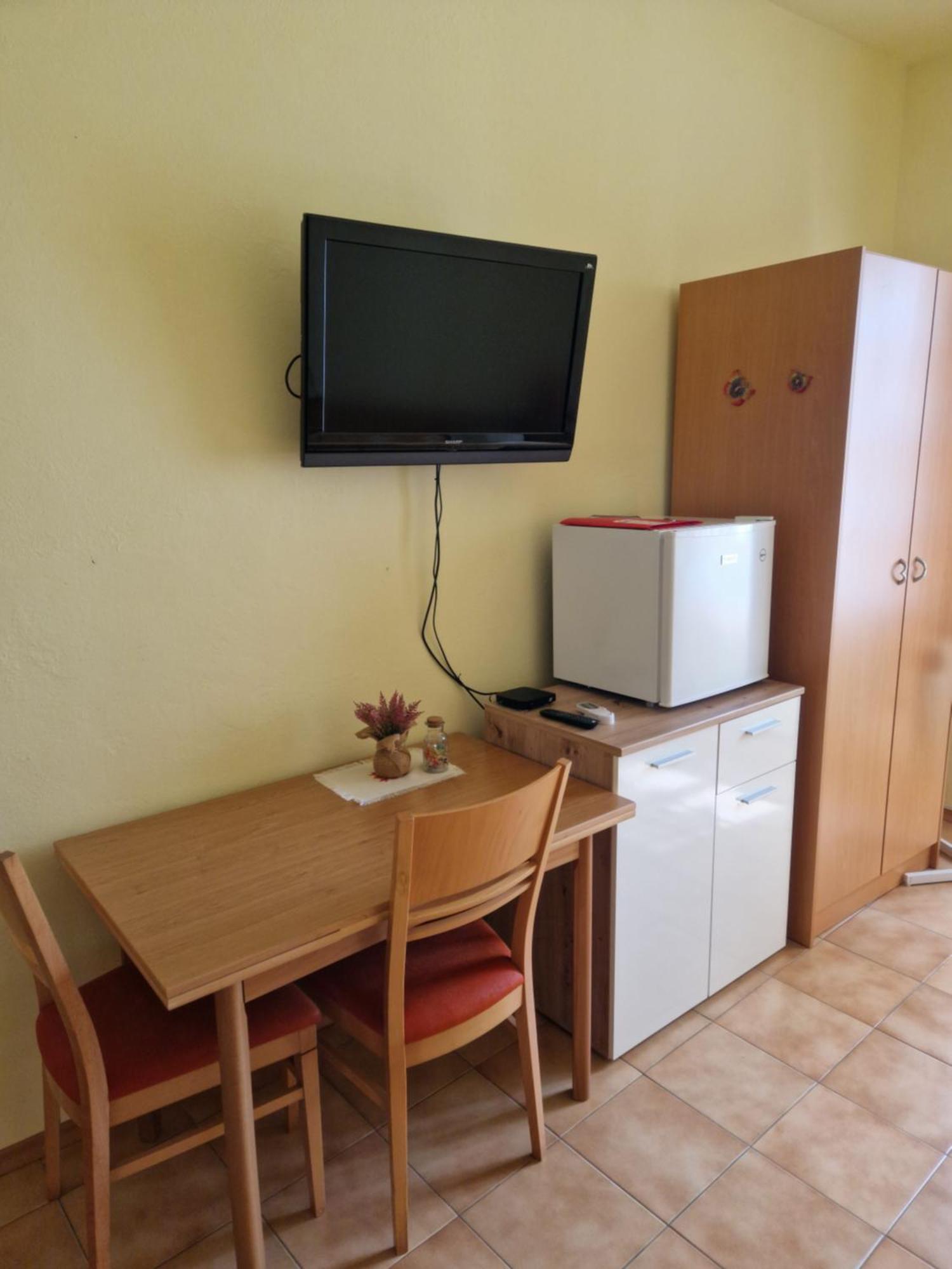 Apartma In Soba Vipavski Kriz Ajdovscina Quarto foto