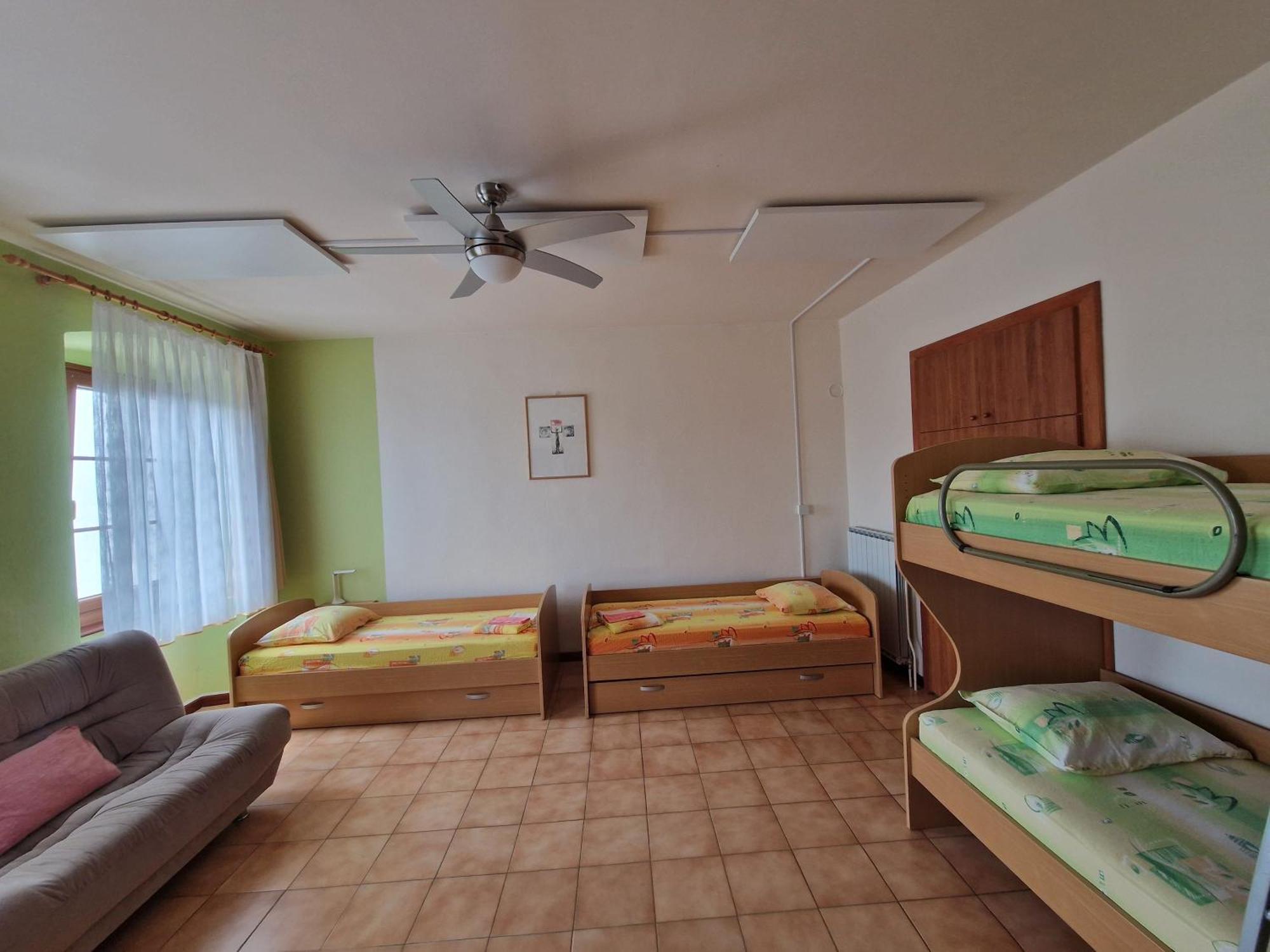 Apartma In Soba Vipavski Kriz Ajdovscina Quarto foto