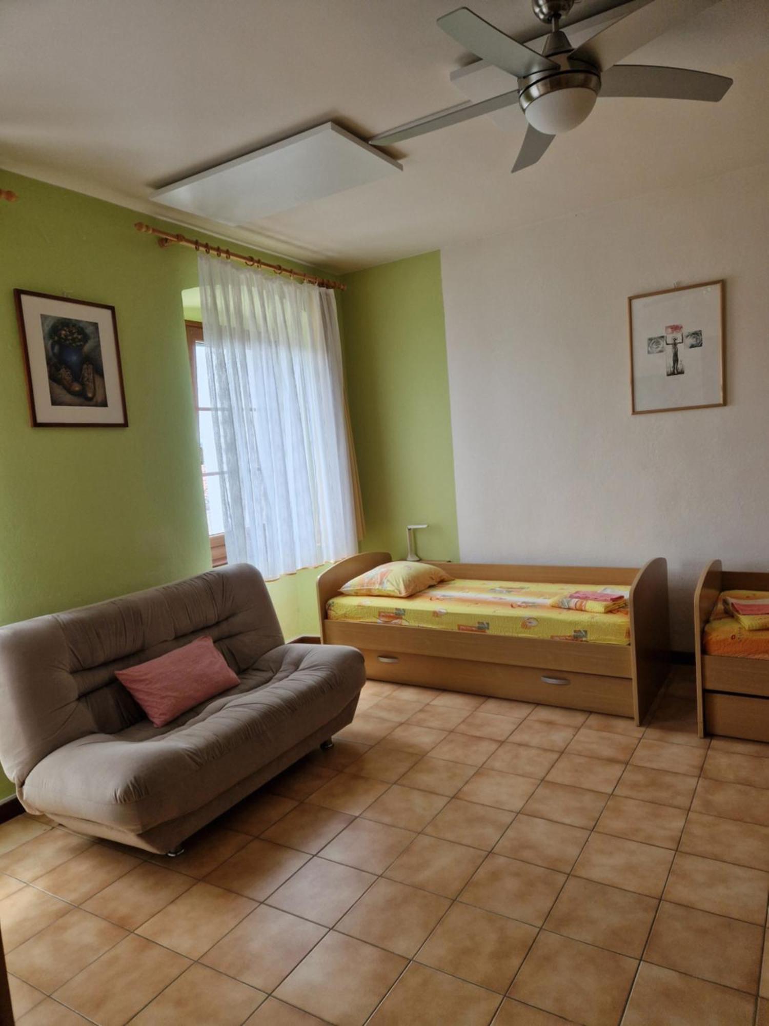 Apartma In Soba Vipavski Kriz Ajdovscina Quarto foto