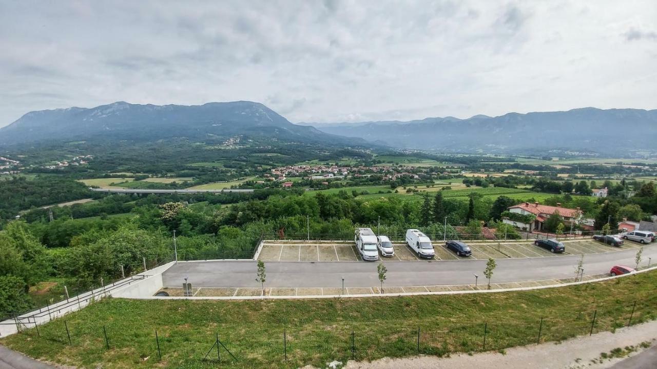 Apartma In Soba Vipavski Kriz Ajdovscina Exterior foto