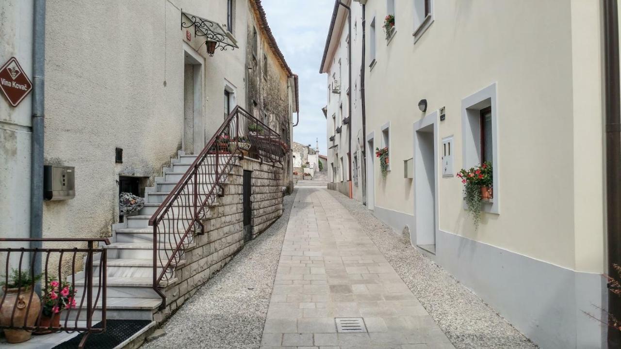 Apartma In Soba Vipavski Kriz Ajdovscina Exterior foto